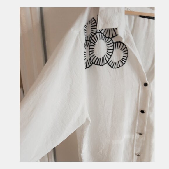 White Semi-Sheer Embroidered Blouse - Picture 2 of 9